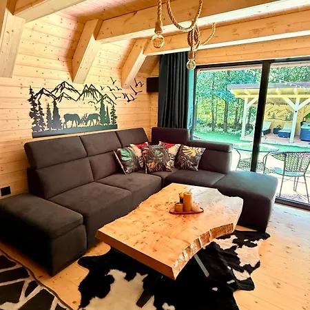 Lodge Paradise Wellness - Sauna&spa Terchova