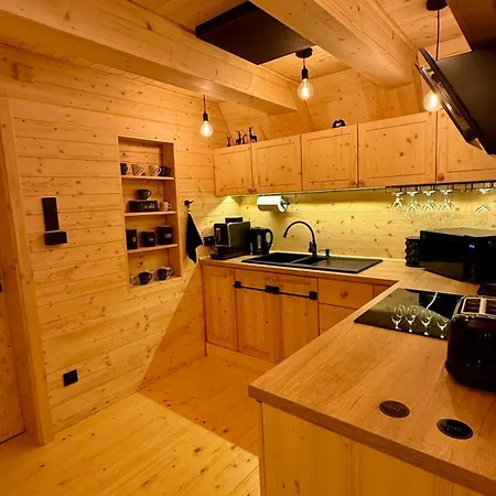 山林小屋 Paradise Wellness - Sauna&spa *