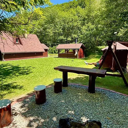 山林小屋 Paradise Wellness - Sauna&spa Terchová