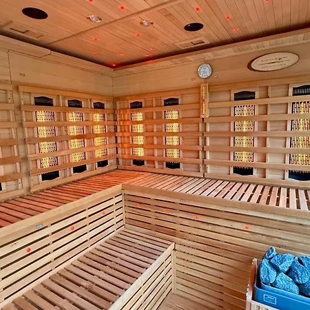 Paradise Wellness - Sauna&spa *