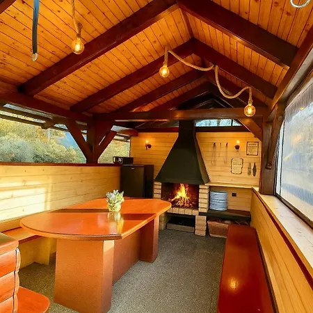 Paradise Wellness - Sauna&spa Lodge Terchova