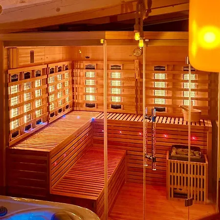 Paradise Wellness - Sauna&spa Lodge Terchova