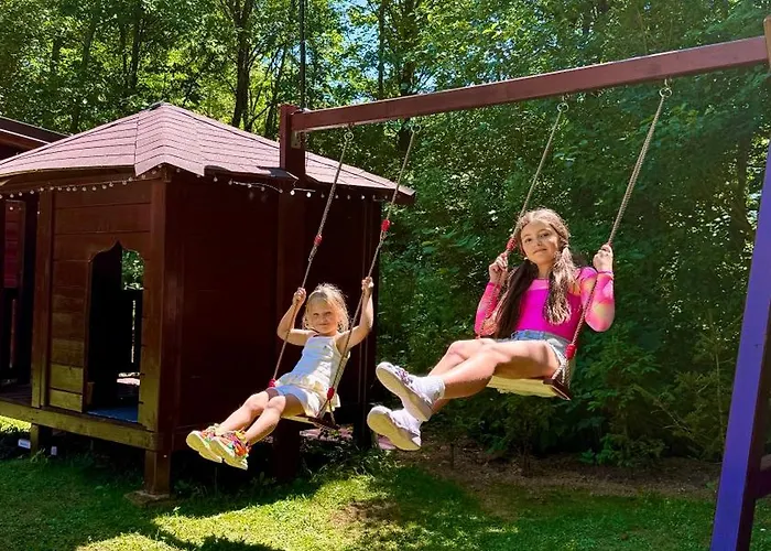 Paradise Wellness - Sauna&spa Lodge Terchova